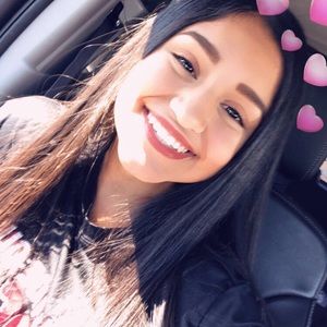 Meet your Posher, Ashley